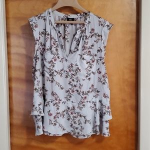 Mossimo sleeveless floral blouse